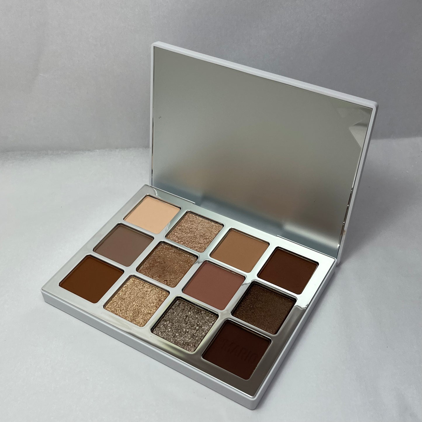Ethereal Eyes Eyeshadow Palette