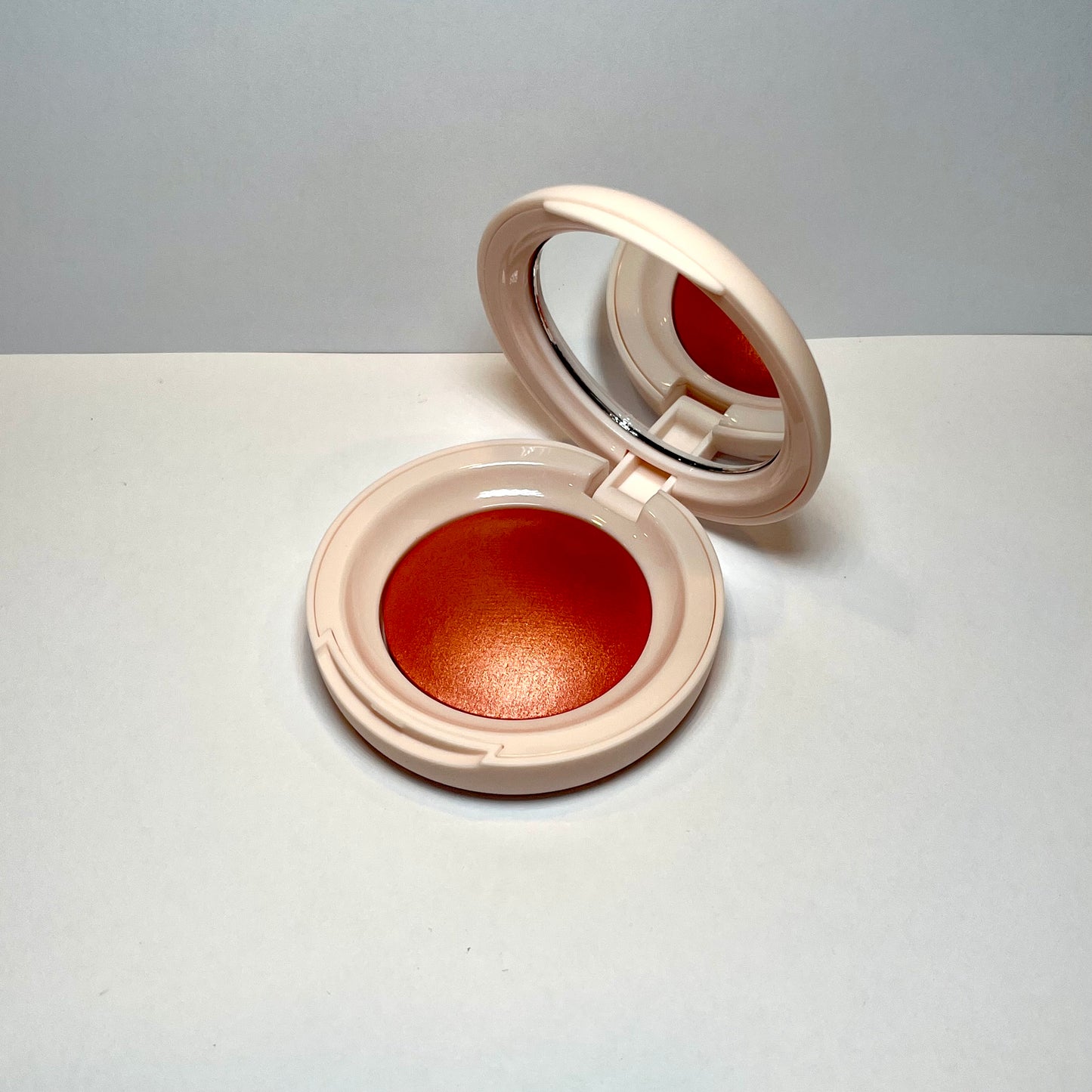 Soft Pinch Luminous Powder Blush