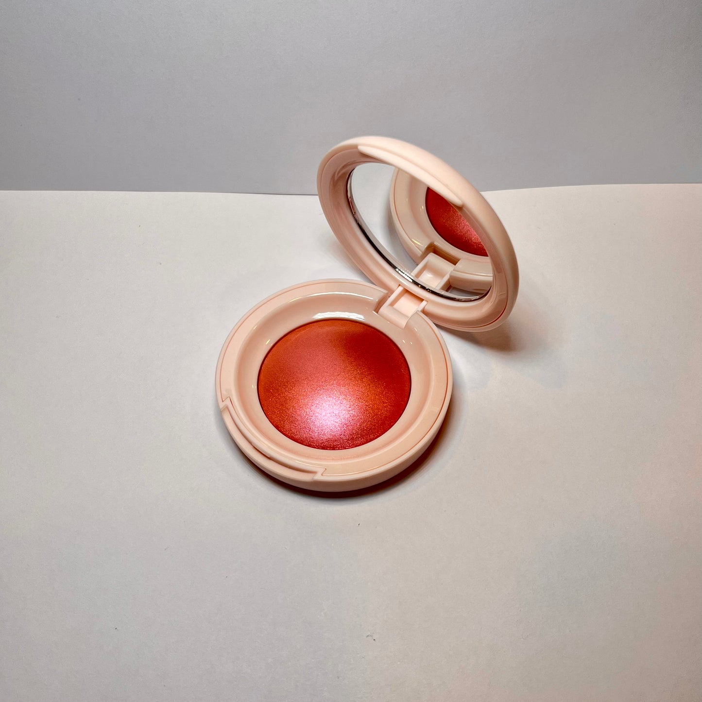 Soft Pinch Luminous Powder Blush