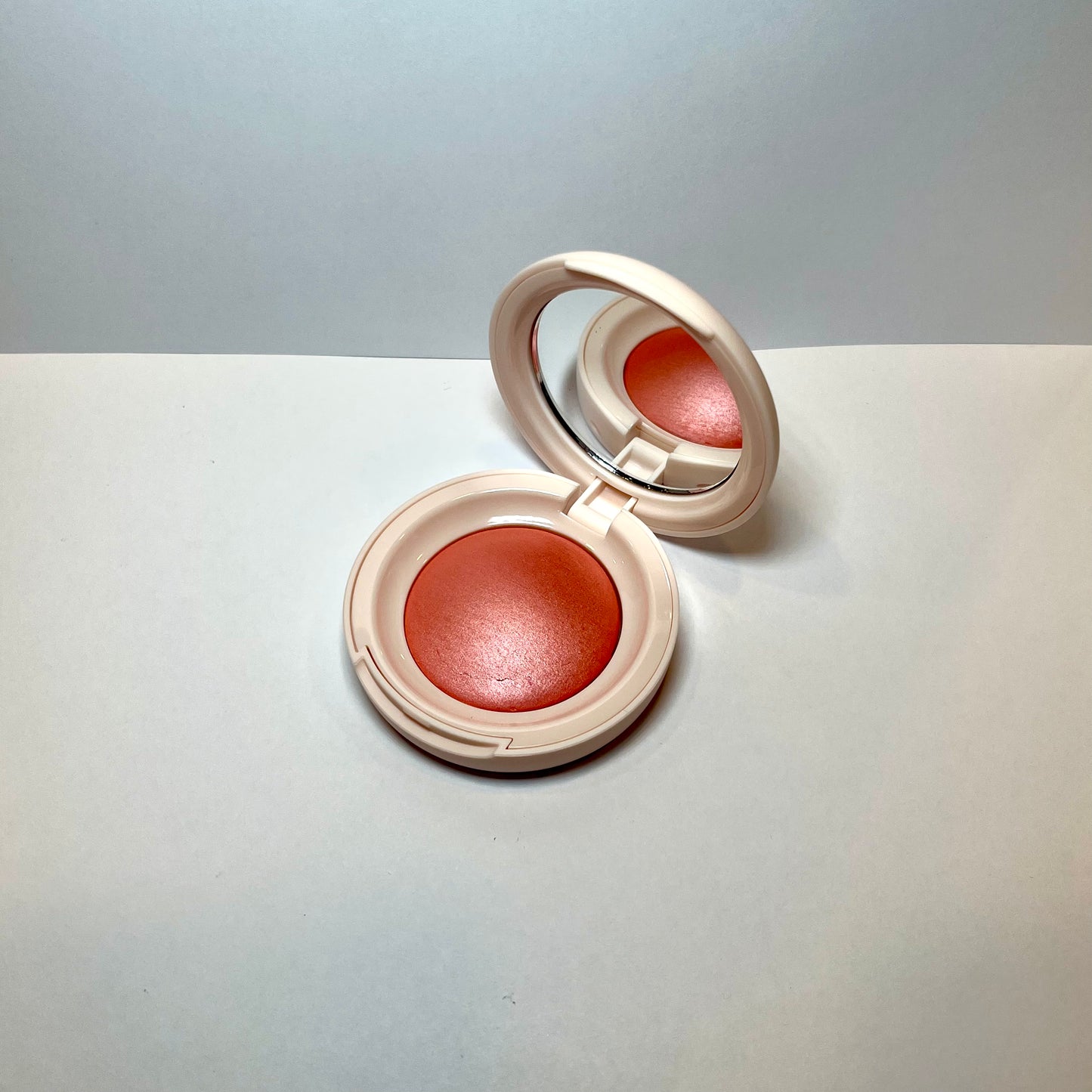 Soft Pinch Luminous Powder Blush