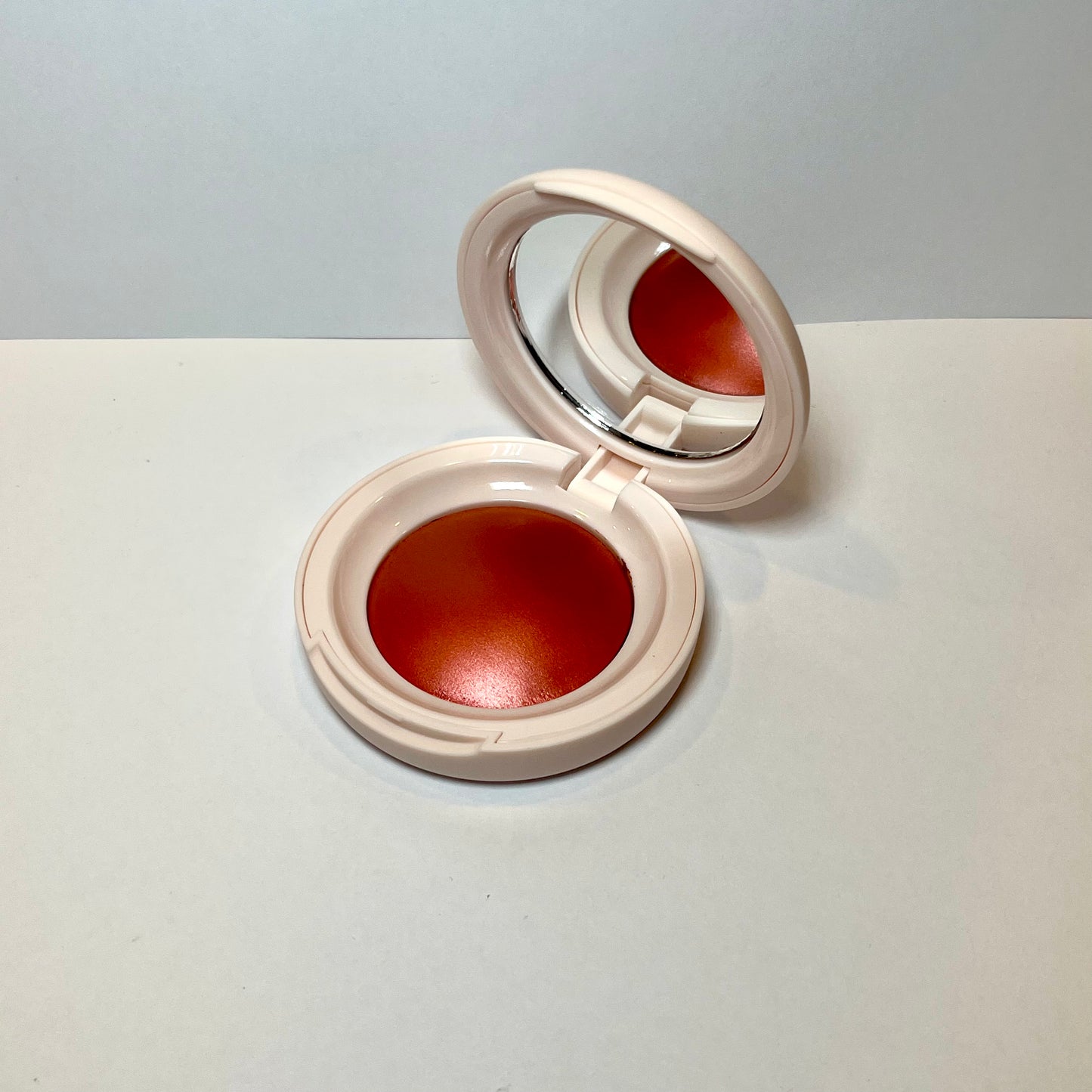 Soft Pinch Luminous Powder Blush