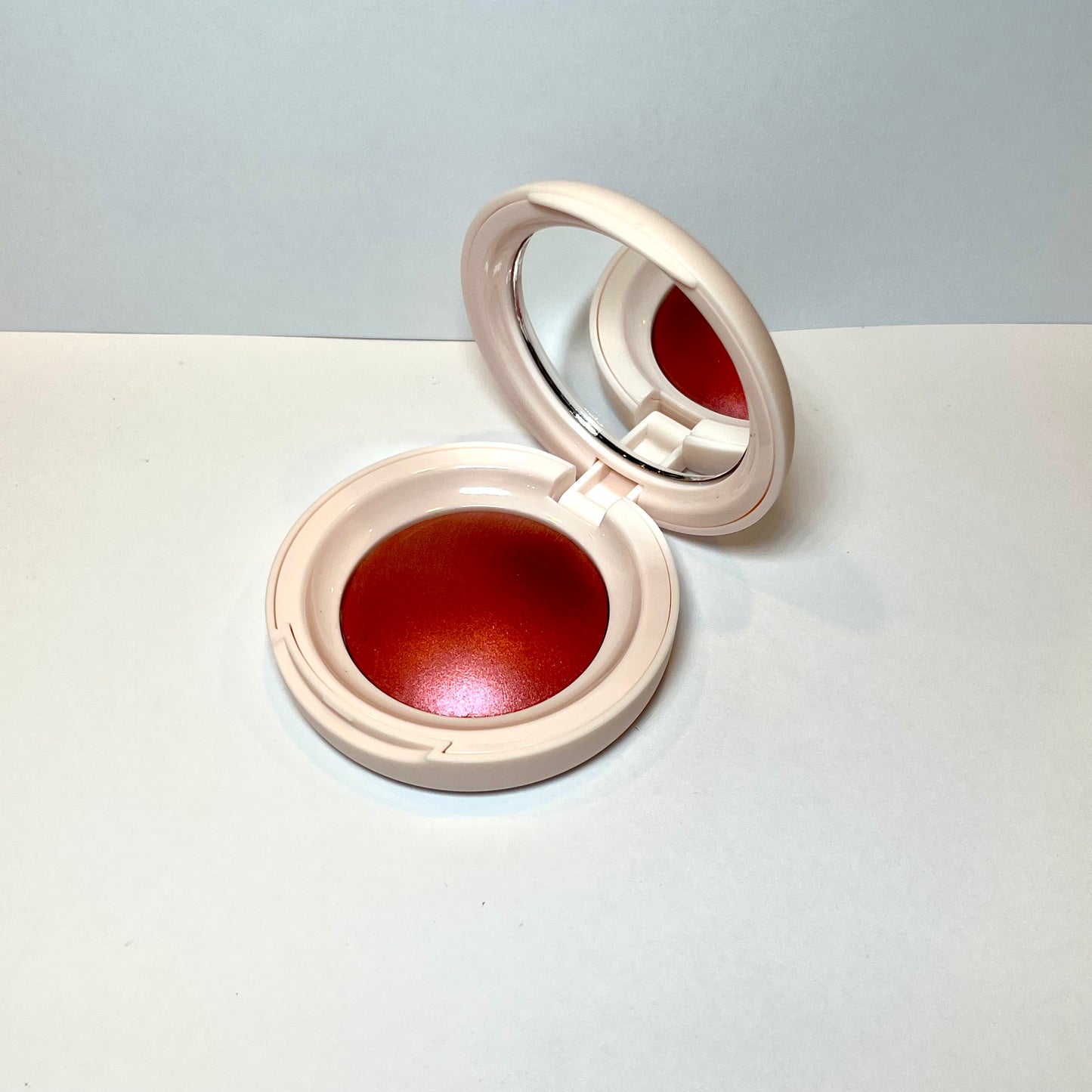 Soft Pinch Luminous Powder Blush